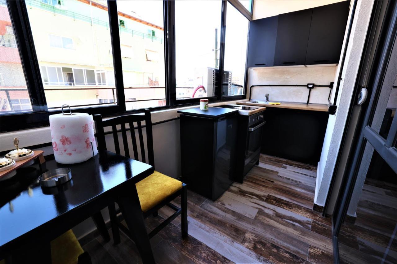 Stylish Studio In The Heart Of Tirana #3 Apartment Luaran gambar